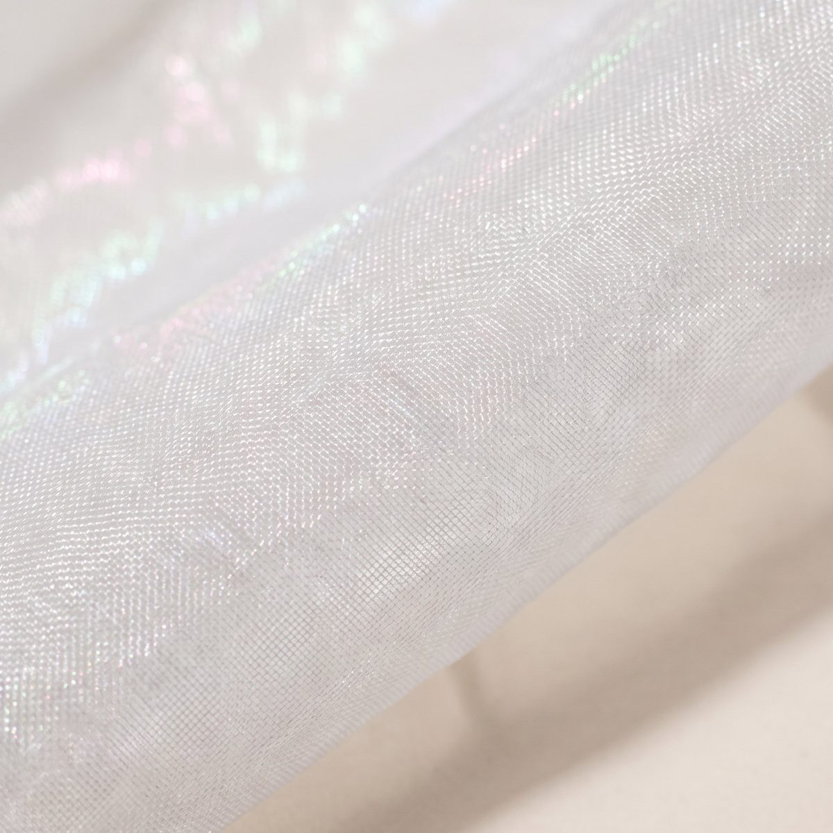 Brillo tornasol de la tela Organza color Blanco en primer plano, Textti