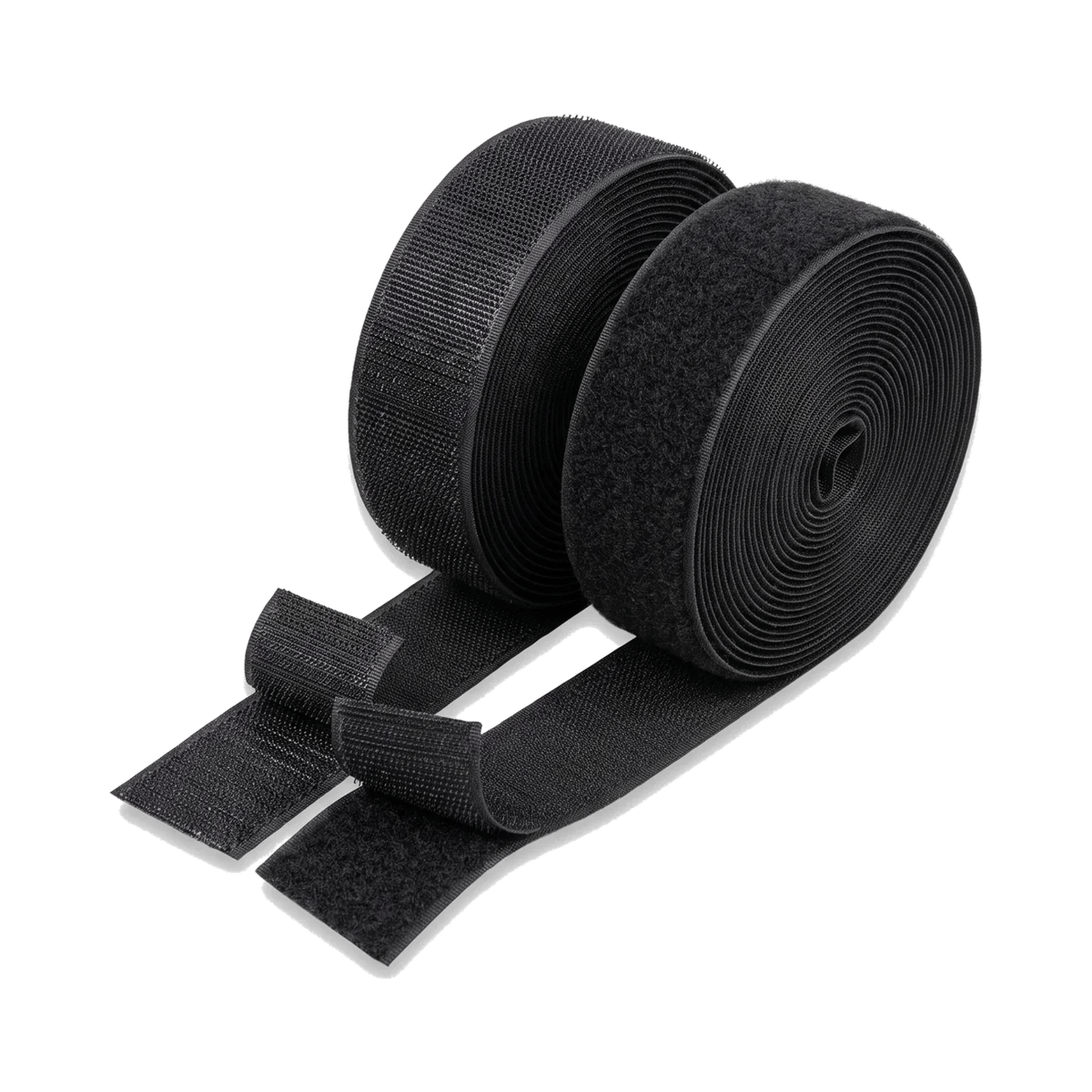 Las dos ruedas del velcro negro de 25 mm, la de ganchos y la de bucles, con un tramo suelto de cada una