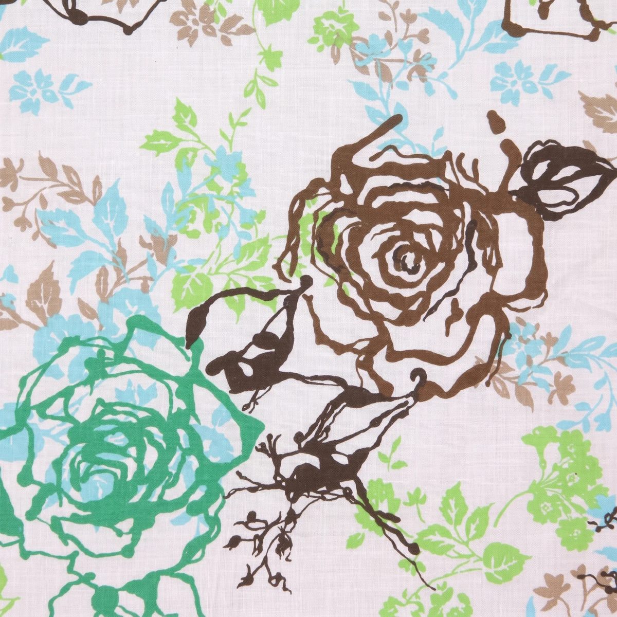Batista de Algodón Estampada, extendida, para ver el estampado de rosas en café y verde sobre blanco