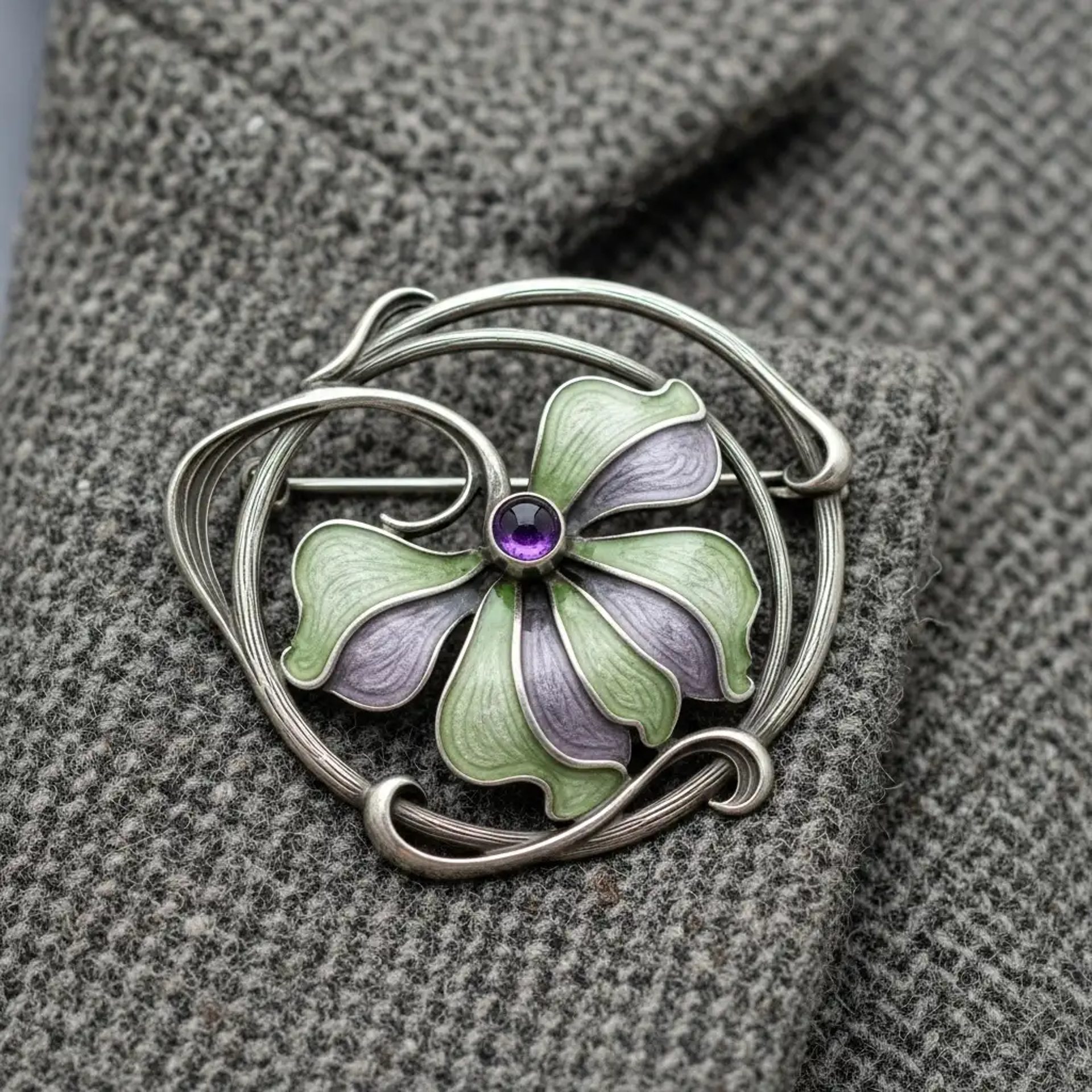 Broche